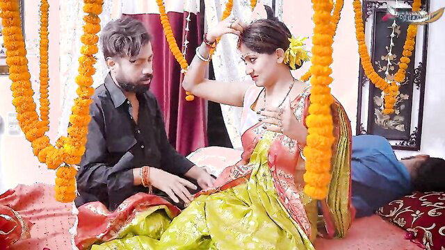 Newly married Indian wife in green saree cheats with lover as husband watches