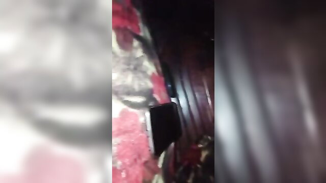 Blurry Indian Pakistani homemade adult video thumbnail with nude woman