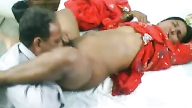 Indian man licks and fucks saree whore's pussy deep