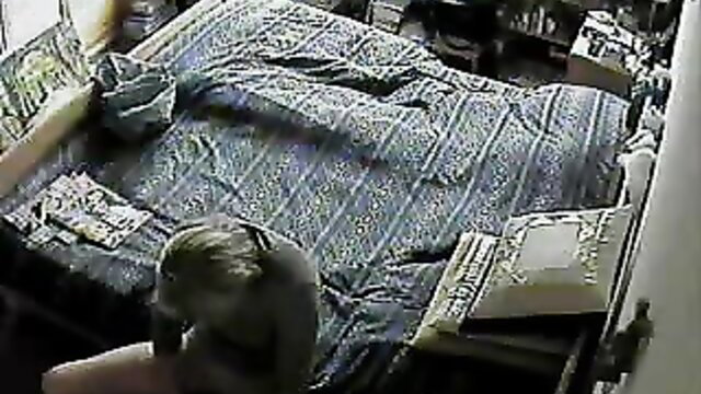 Horny Polish wife masturbates on hidden cam, solo amateur