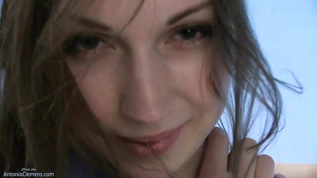 Annett A closeup smile, erotic ballerina flexible body sketches