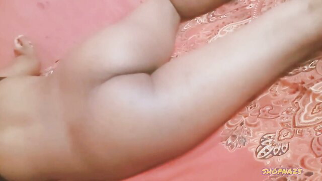 Shopna bhabi Bangladeshi ebony big ass nude from behind