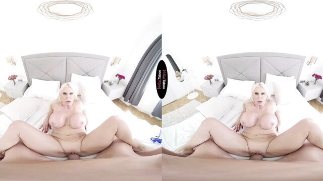 Tori Cummings big tit milf nude spread pussy VR bedroom solo