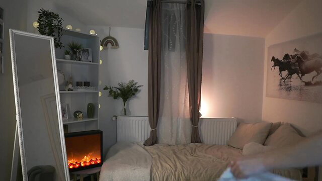 Shy_jane MFC cozy bedroom tease in lingerie, amateur camgirl