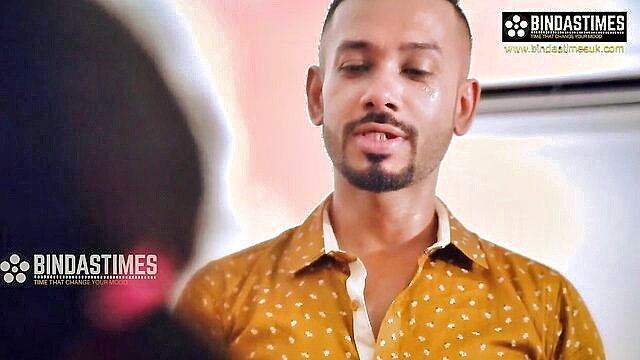 Cheating boyfriend Sudipa seduces schoolgirl in Hindi audio porn