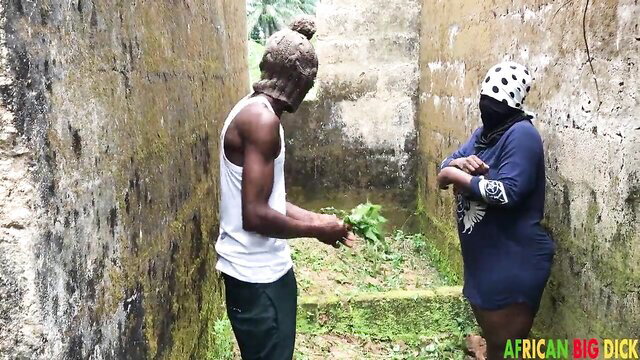 African big dick guy in tank top chats with curvy masked ebony babe