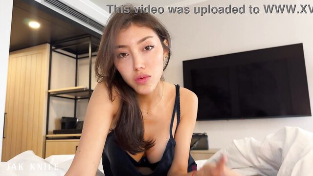 Asian bombshell Ruthlee in lingerie teases on cam