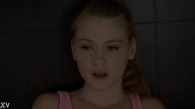 Hannah Hays 18yo blonde teen in pink tank top closeup face