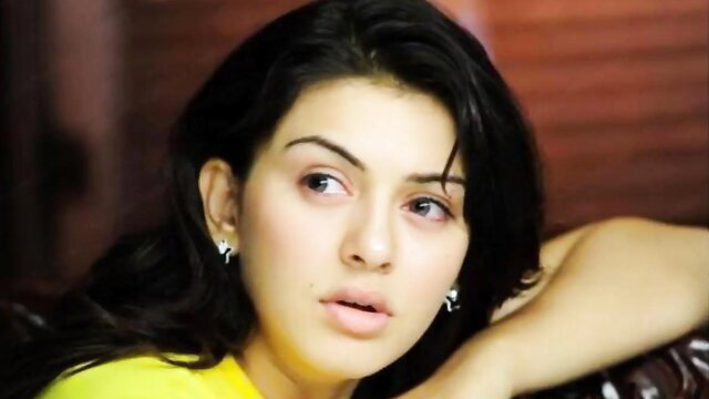 Sexy Telugu honey Genelia style in yellow top chatting steamy