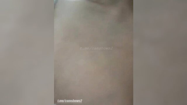 Blurry Eira2004 Gạ điện amateur Asian cam girl teasing nude