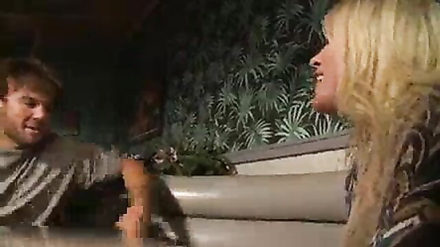 Busty blonde mom Cindy Behr fucked in restaurant booth