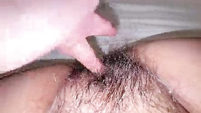 Busty Indian Aunty Priya Emma fingers hairy pussy closeup