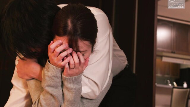 Japanese wife in emotional hug with man, NSFS-315 JAV thumbnail