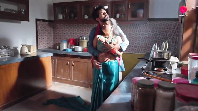 Horny Indian MILF in sheer green saree hugged from behind in kitchen