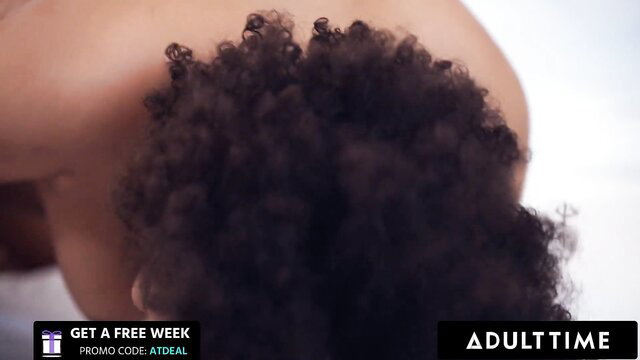 Alina Ali & Scarlit Scandal ebony babes back view curly hair