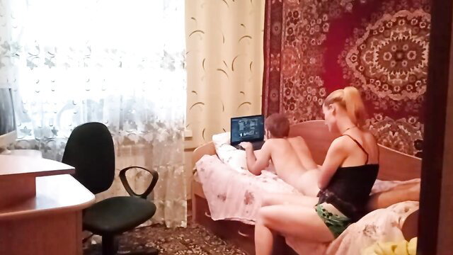 Bossy Russian wife pegs husband anally from behind amateur home video