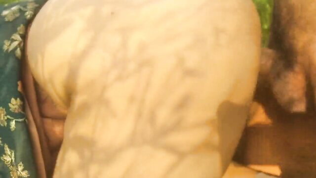 Indian bhabhi's big ass in doggy style rear view, Hindi audio