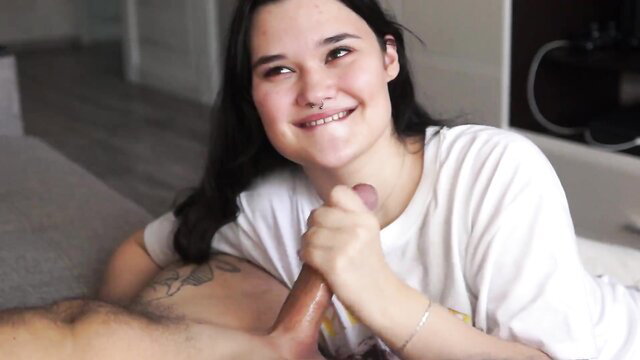 Kate Koss smiles gripping big dick in amateur foreplay