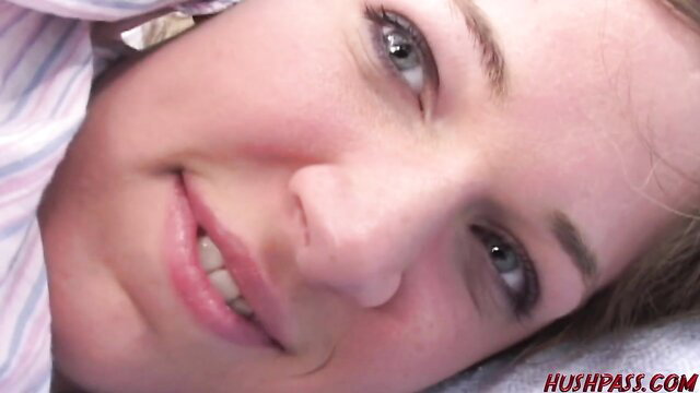 Bubble Butt Renee smiling closeup in bed, big booty star