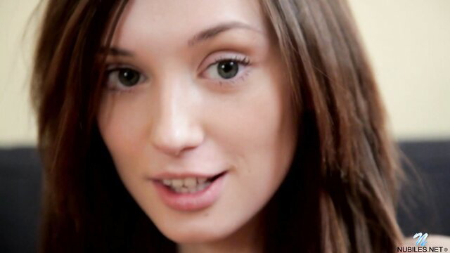 Julie Vee closeup smile, passionate masturbation thumbnail