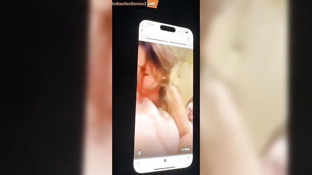 Minahil Malik Pakistani TikToker topless phone sex video selfie