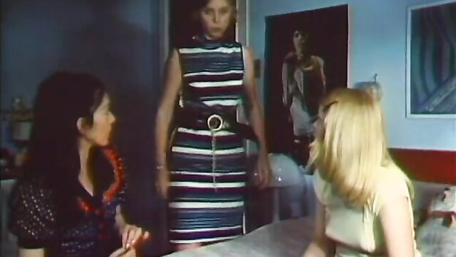 Three 70s babes in dresses chatting in Defiance of Good vintage porn