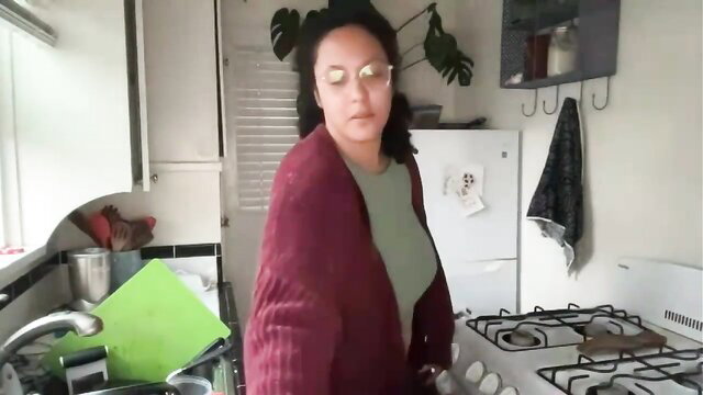Dreamyriri Asian amateur in green top and cardigan in kitchen