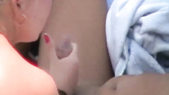 Amateur chick handjob on beach, loving outdoor fucking fun