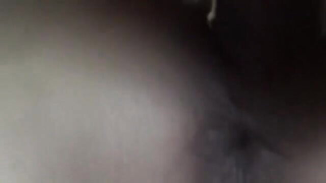 Cute amateur Pinay girlfriend seduced for cam sex