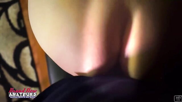 Regina H's big pale ass bent over in amateur closeup