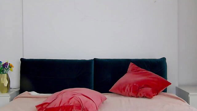NaiaaBee on MyFreeCams pink sheets velvet pillows tease