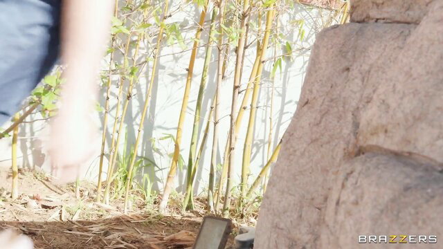 Hot mature mom in jeans near bamboo, Brazzers FFM preview