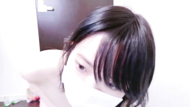 Asian webcam girl ranran_ch topless closeup mask POV May 27 2024