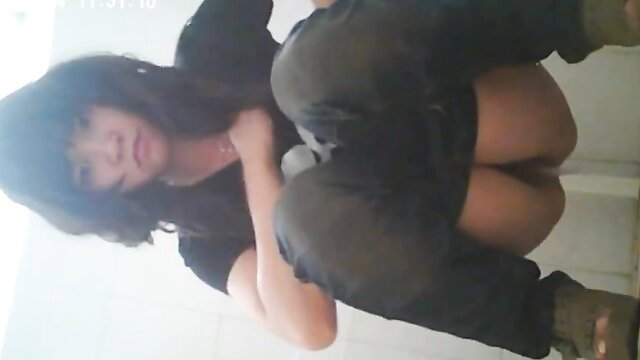Asian amateur upskirt tease in tight pants, big ass spread on bathroom floor