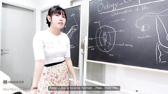 Asian teacher in skirt laughs horny in biology class JAV thumbnail