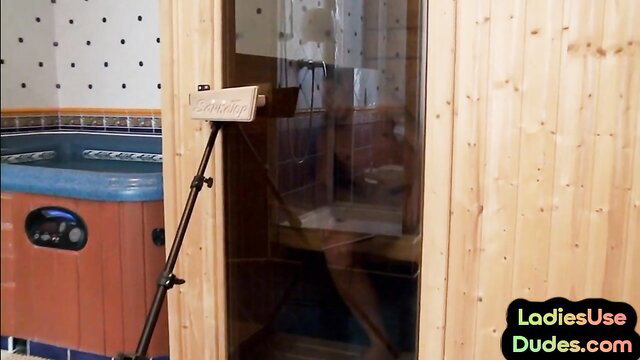 Amateur femdom in ladies sauna baits incel for pegging