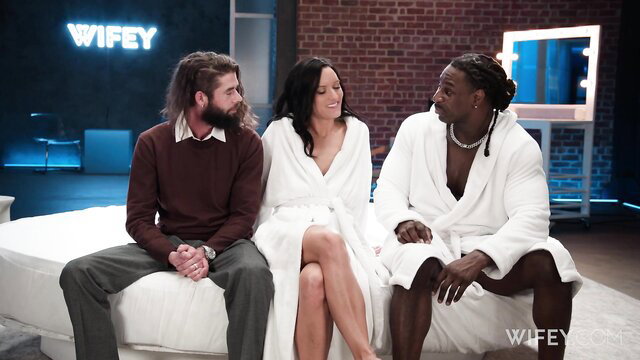 Alyx Urie hotwife in robe with husband Dean and BBC bull