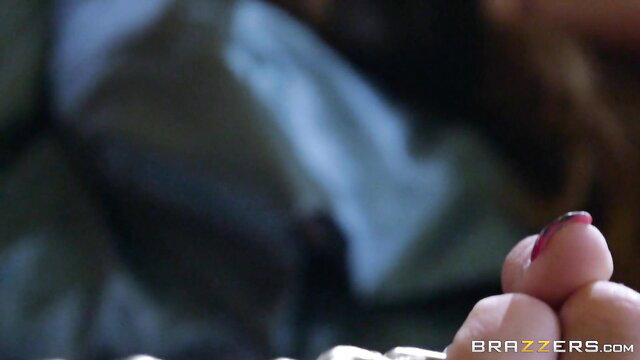 Eva Notty closeup fingers wet pussy in MILF masturbation