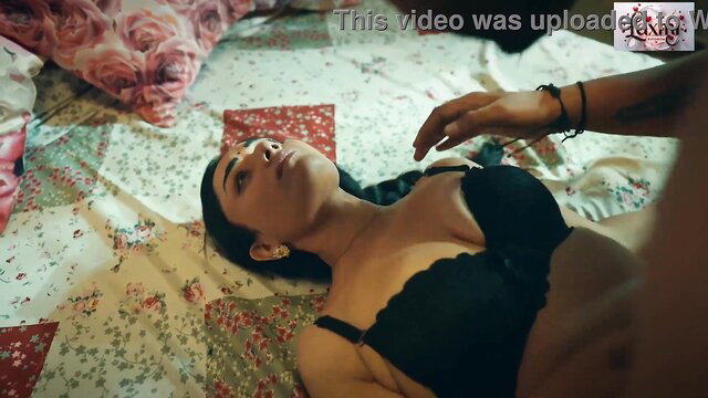 Mohinibob gropes busty Indian Mohinirashmita in black bra on bed