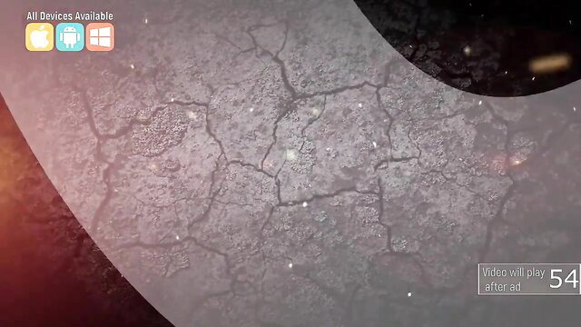 Maki Hamada sexy pose in JAV ad screen cracked background