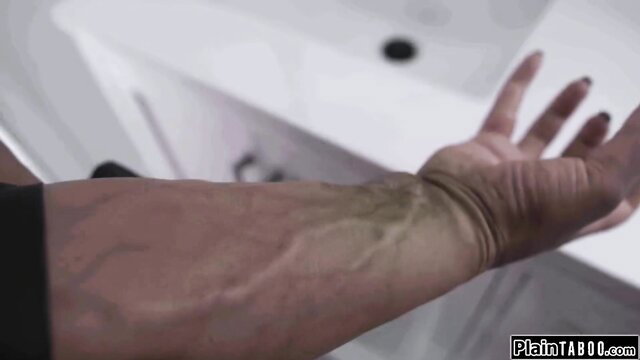 August Skye grabs thick black cock in steamy closeup