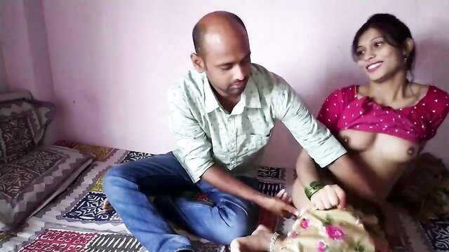 Bald Indian man gropes busty Pakistani sister-in-law's bare tits in amateur cheat vid