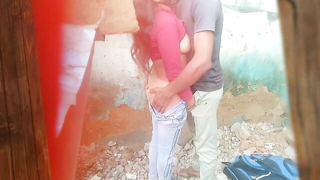 Yoursoniya Indian schoolgirl groped outdoors by lover in tight jeans