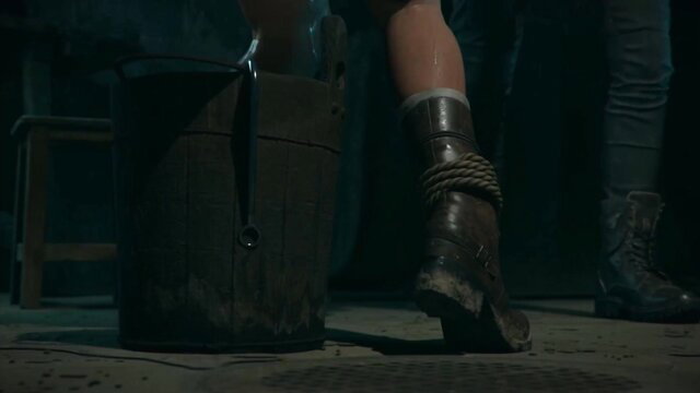 Lara Croft in boots & ropes dominates lesbian slave with huge tits ass