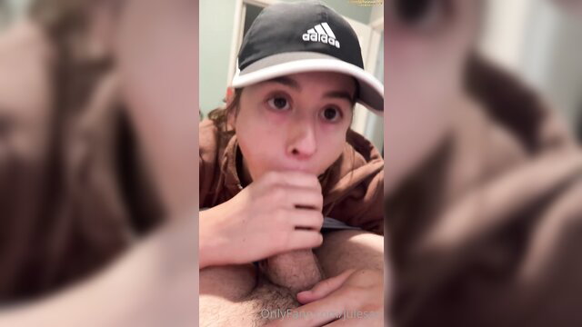 Jules Ari sucks big cock in amateur closeup POV
