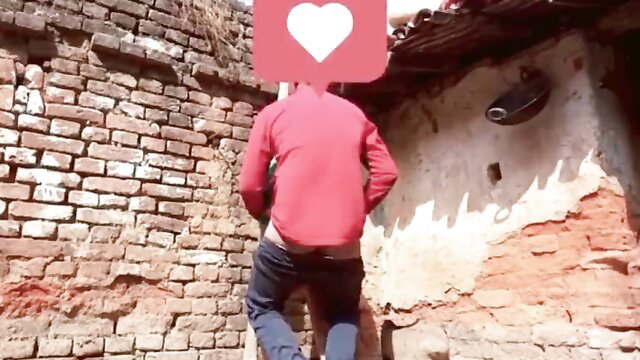 Desi bhabhi mooning big ass in jeans, hardcore devar sex tease