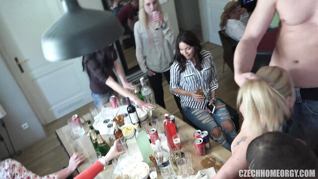 Amateur home group sex party with hot blondes and topless guys