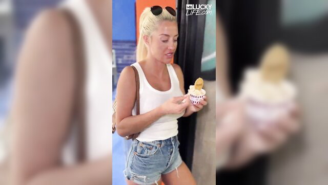 Sienna Day eating ice cream