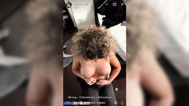 Yololary full naked OnlyFans live strip, big tits pussy rub closeup