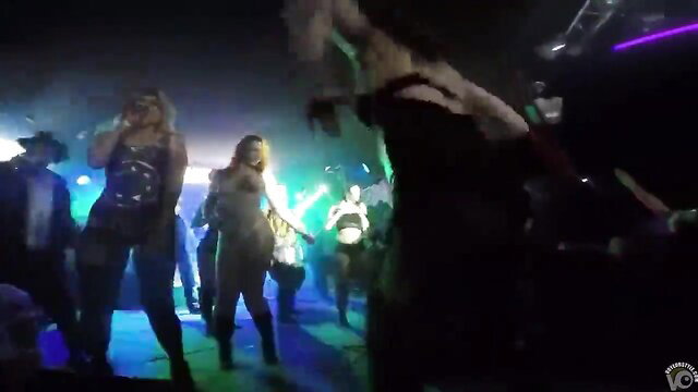 Ginger chick flashes big boobies in wild Russian nightclub party